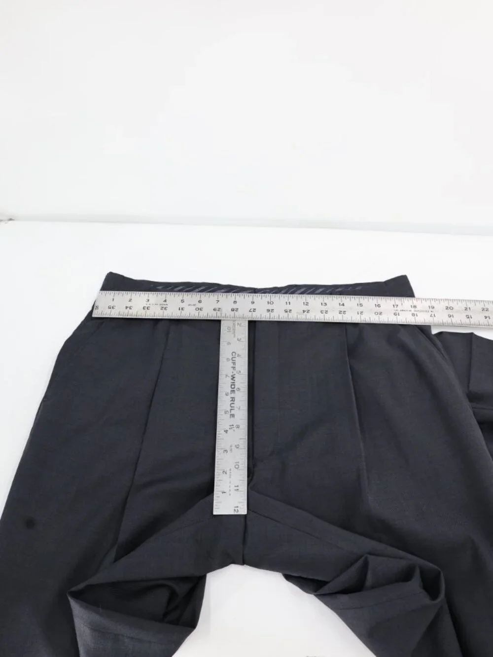 Ted Baker Suit Men’s 42R 36x31 Gray Wool 2 piece notch lapel pleated classic
